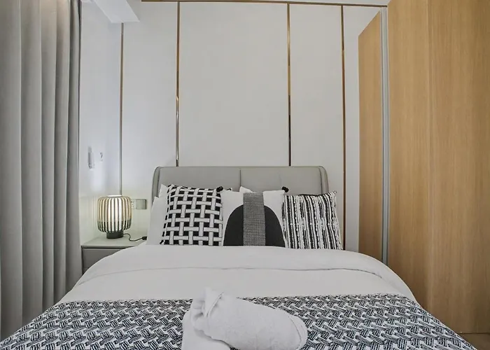 Modern And Spacious 3br Near Solaire & Okada Apartamento *